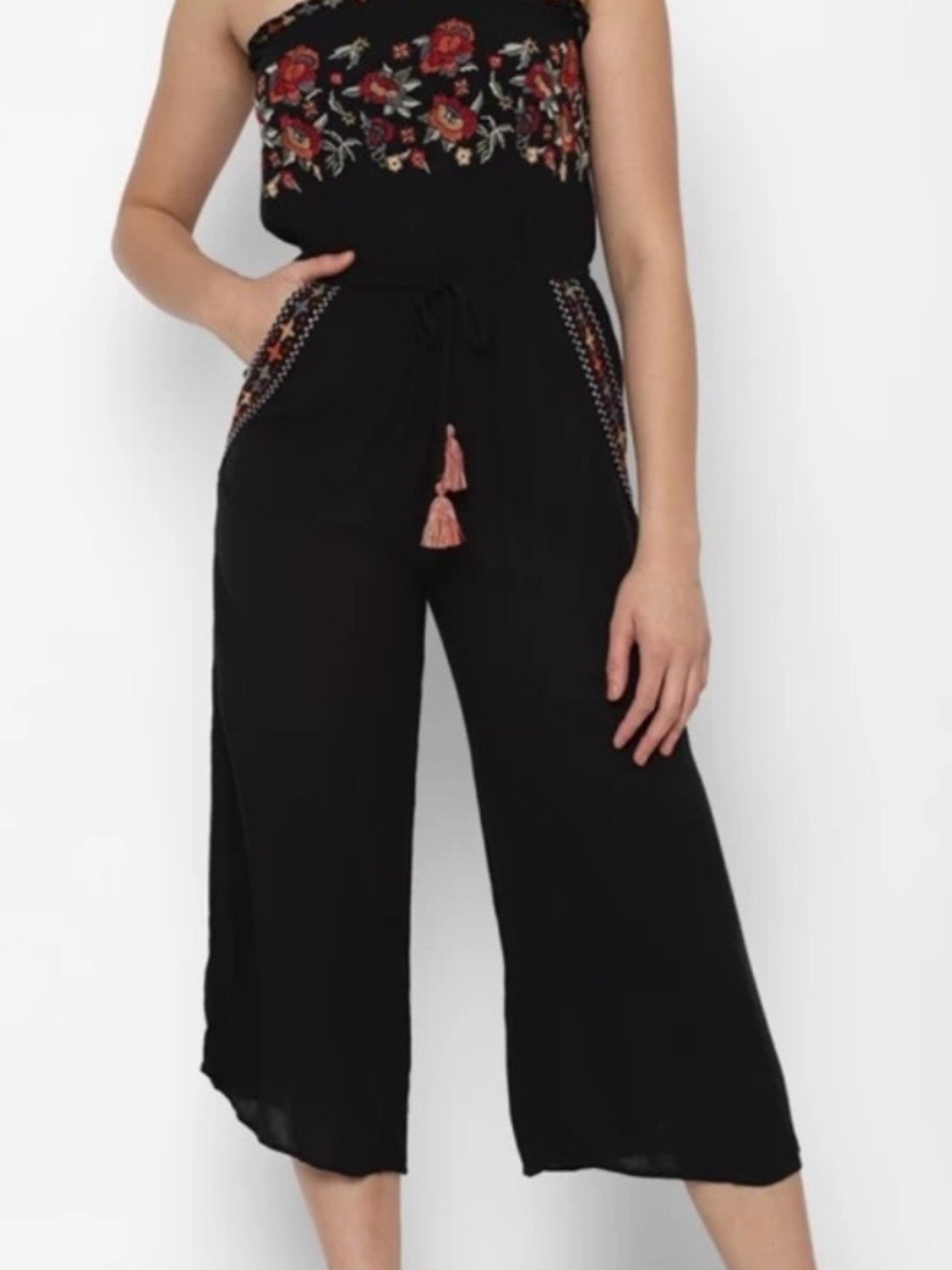 American Eagle Strapless Embroidered Tube Jumpsuit | Size Medium